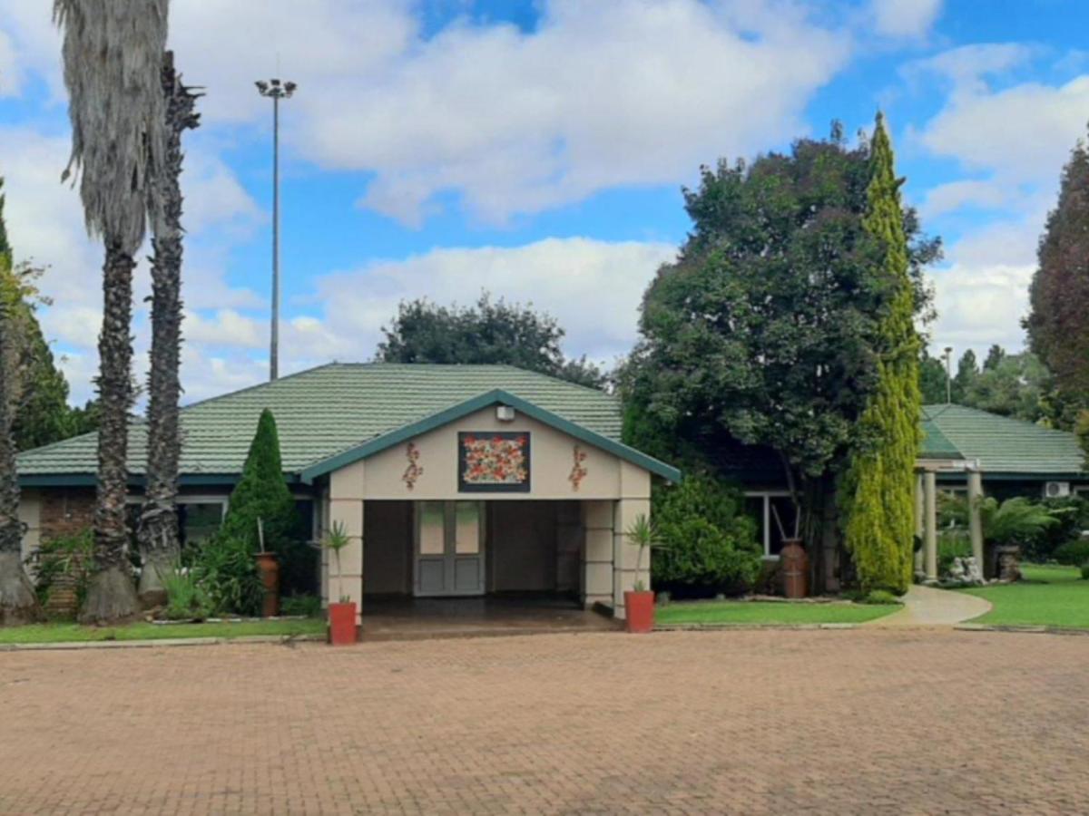 Sunrise Serenity Guest House Lydenburg Exterior photo